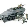 Tamiya 35020 1/35 German Hanomag Sdkfz 251/1 Plastic Model Kit