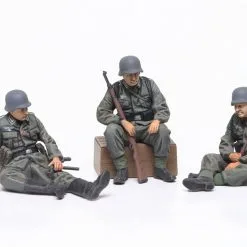 Tamiya 32602 1/48 WWII Wehrmacht Infantry Set, Plastic Model Kit -Toys and Hobbies Shop 322734295c9e00e36fcd21221712934d 59991.1646073134