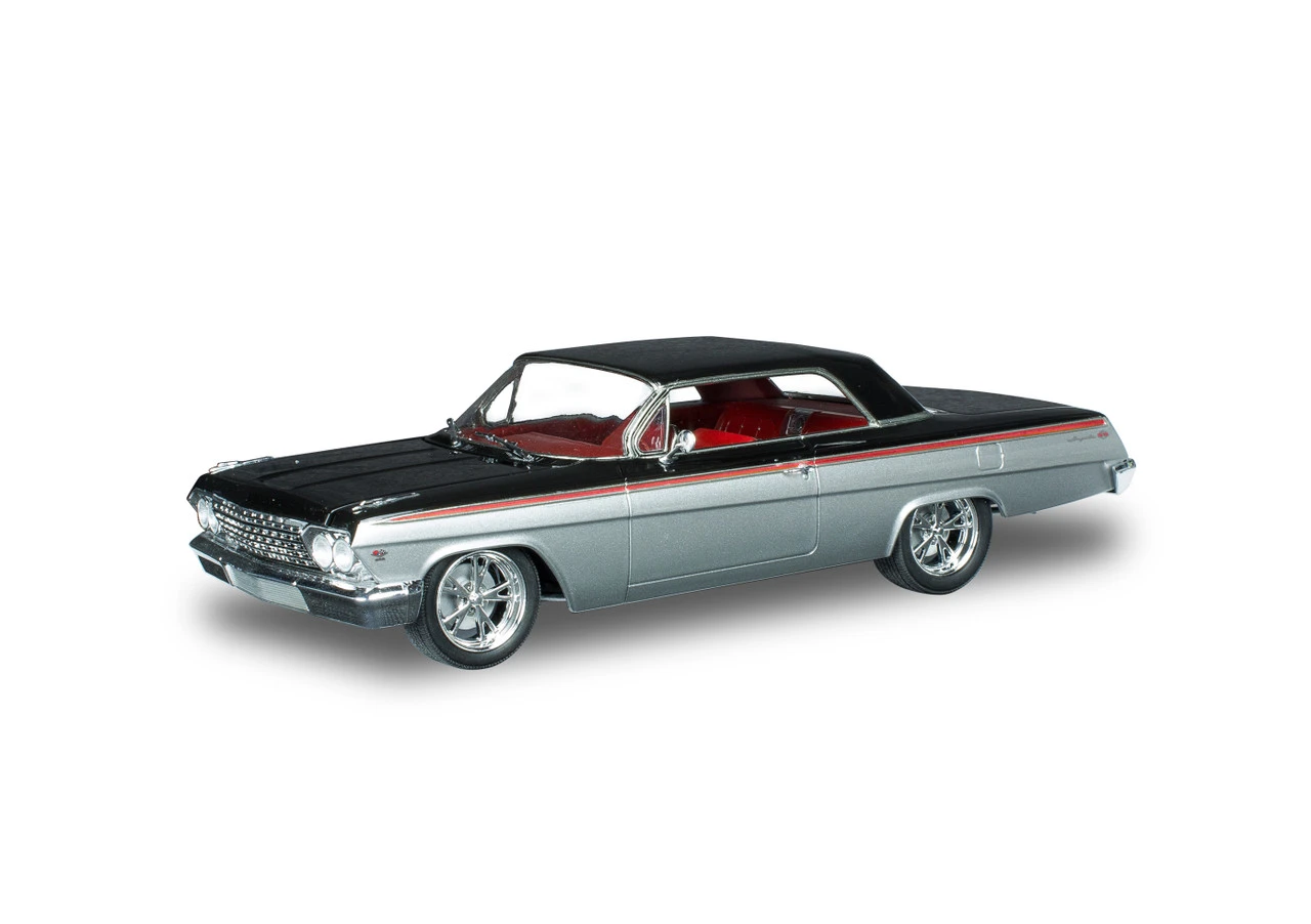 Revell 1/25 62 Chevy Impala Hardtop Model Kit 2 Revell 1/25 62 Chevy Impala Hardtop Model Kit - Image 2