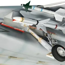 Revell 855872 1/48 F14 A Tomcat Top Gun Classic Model Kit -Toys and Hobbies Shop 85 5872 4 80204.1618257524