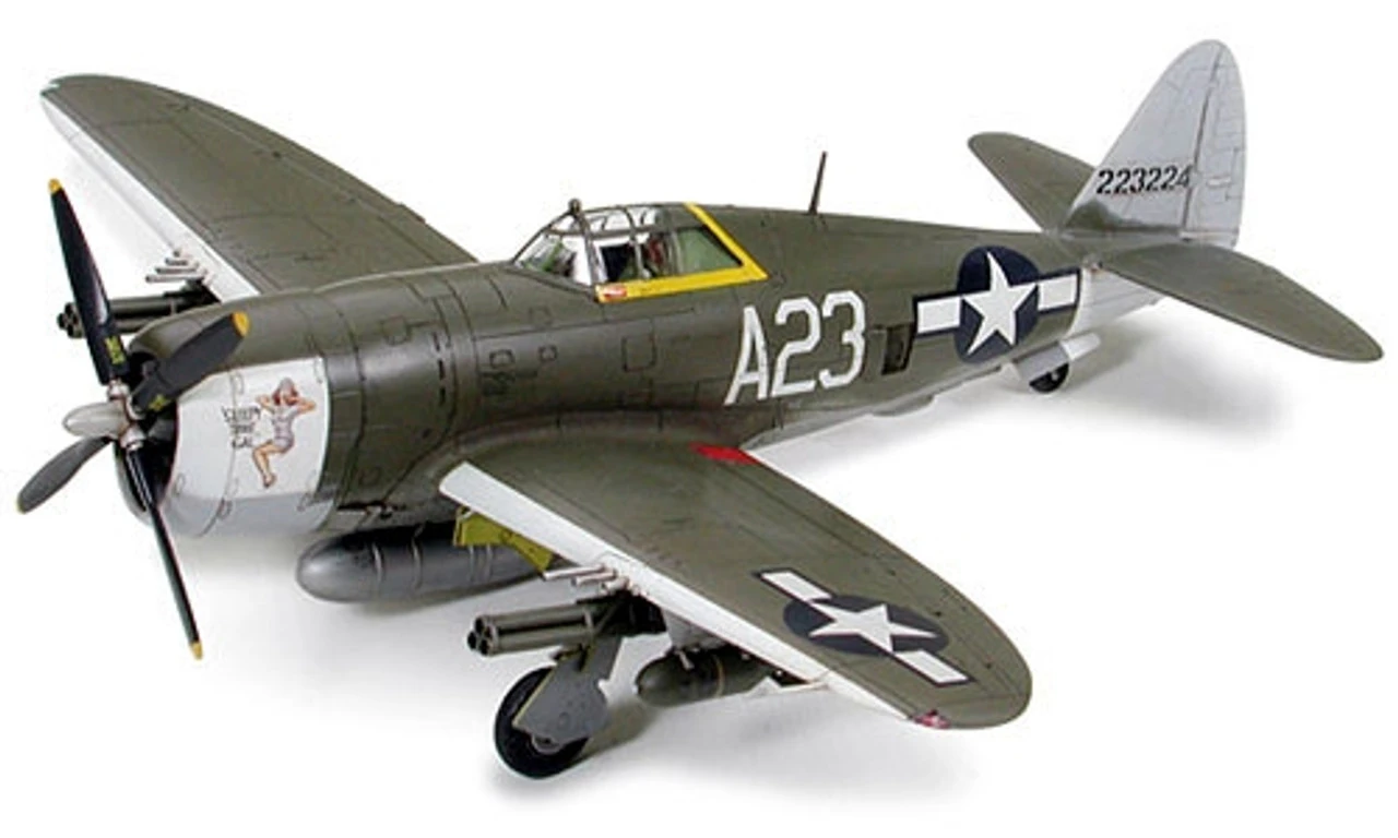 Tamiya 1/72 P-47D Thunderbolt Razor Back Model Kit 1 Tamiya 1/72 P-47D Thunderbolt Razor Back Model Kit