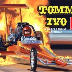 AMT 1253 Tommy Ivo Rear Engine Dragster 1:25 Model Kit