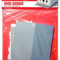 AMT 1361 1/64: Mini Garage Snap Model Kit