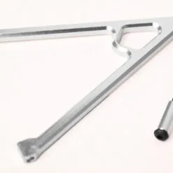 Racers Edge 1829S SCX10 Aluminum Rear Y-Link, Silver